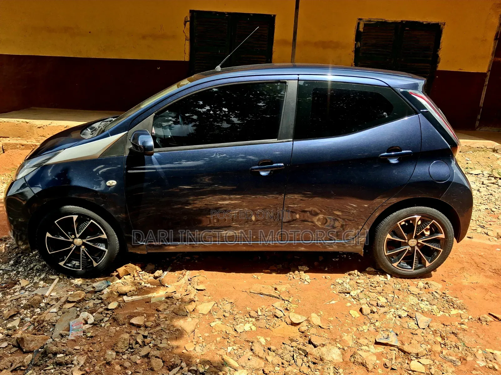 Toyota Aygo 2017 Gray