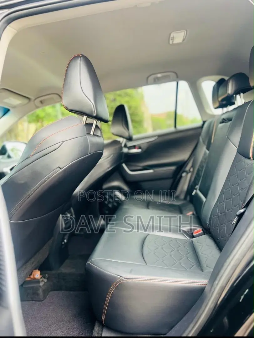 Toyota RAV4 Adventure 2021 Black