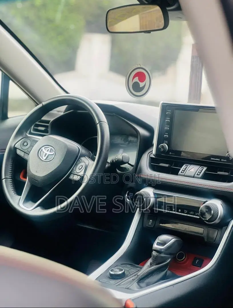 Toyota RAV4 Adventure 2021 Black