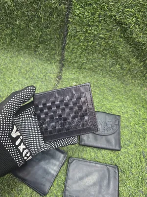 Compact Uk Used Wallets (Swipe for More Designs)