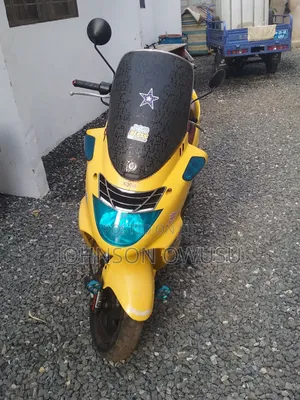 SYM Fnx 125 1999 Yellow