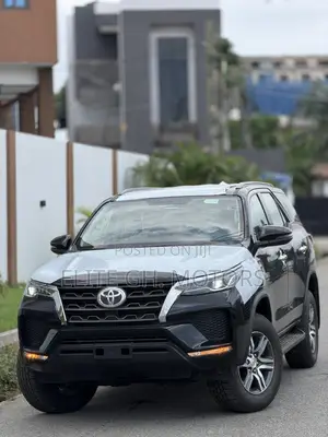 New Toyota Fortuner 2025 Black