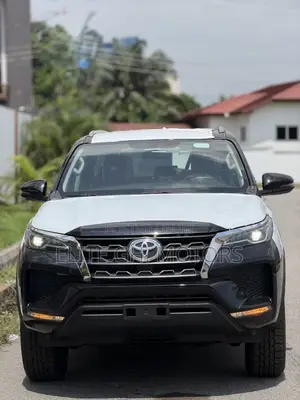 New Toyota Fortuner 2025 Black