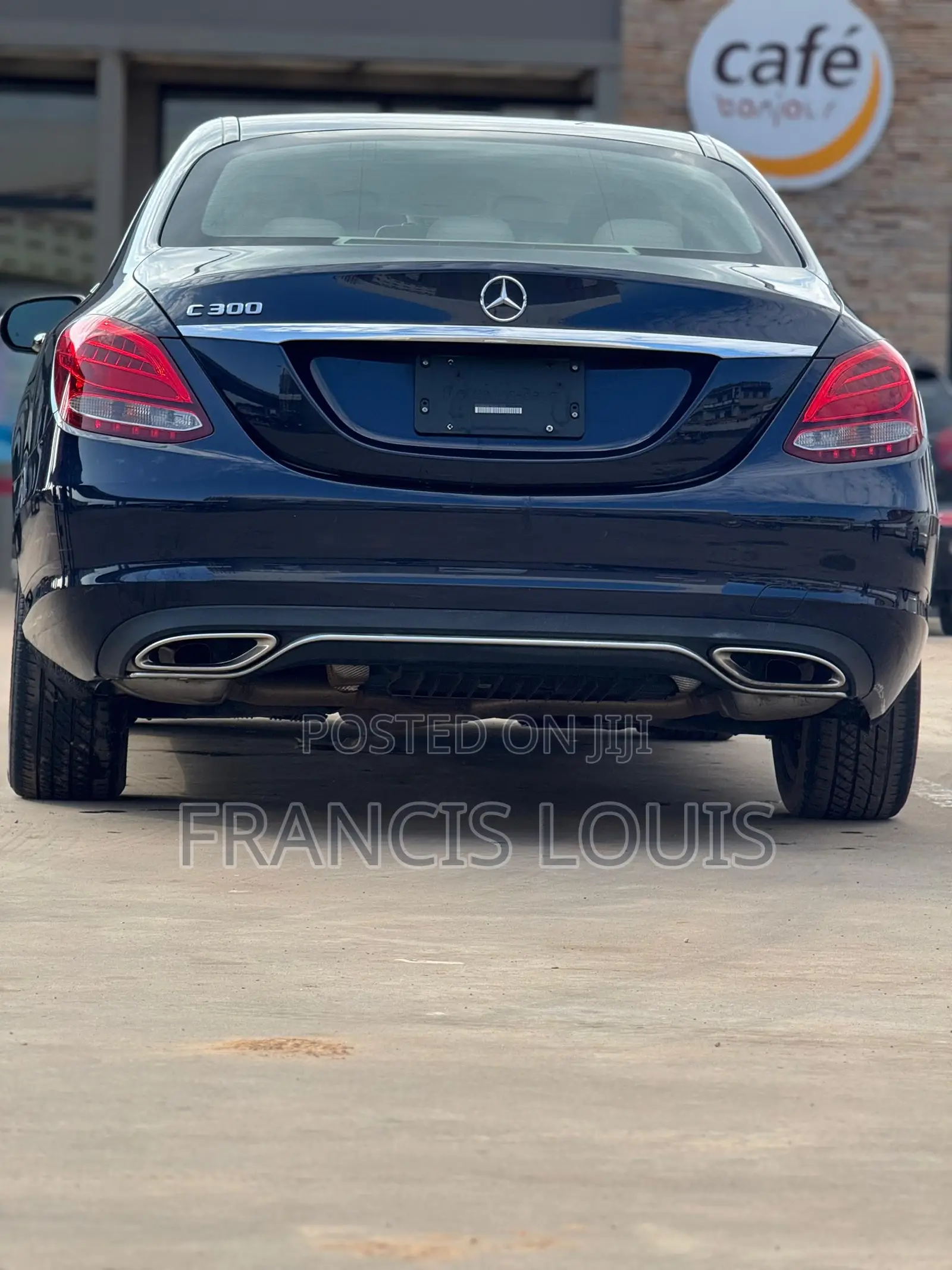 Mercedes-Benz C300 2017 Blue