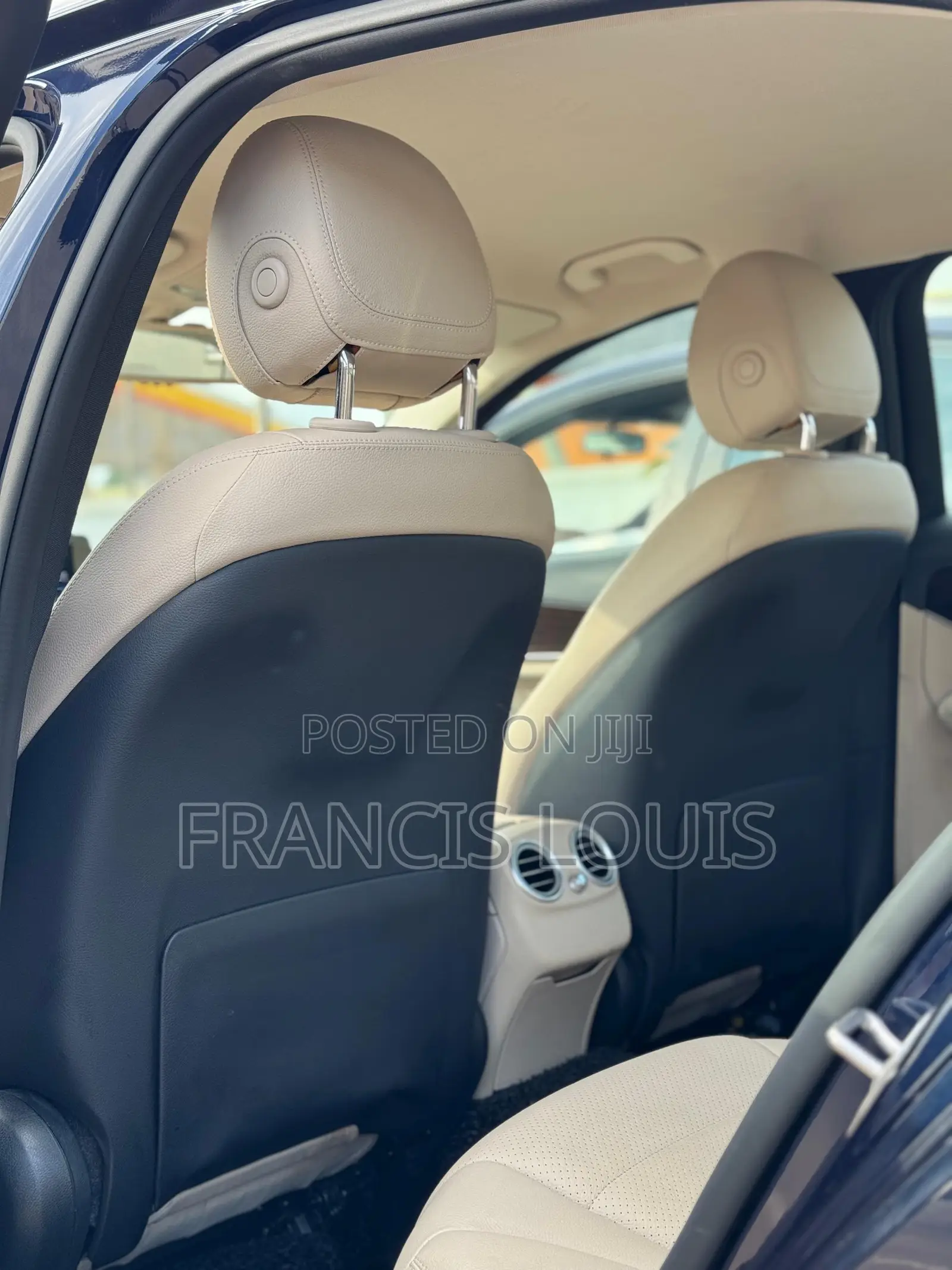 Mercedes-Benz C300 2017 Blue