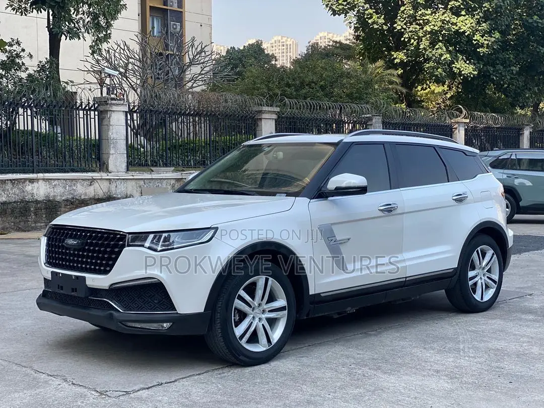 Land Rover Range Rover Evoque Autobiography 4x4 5-Door 2017 White
