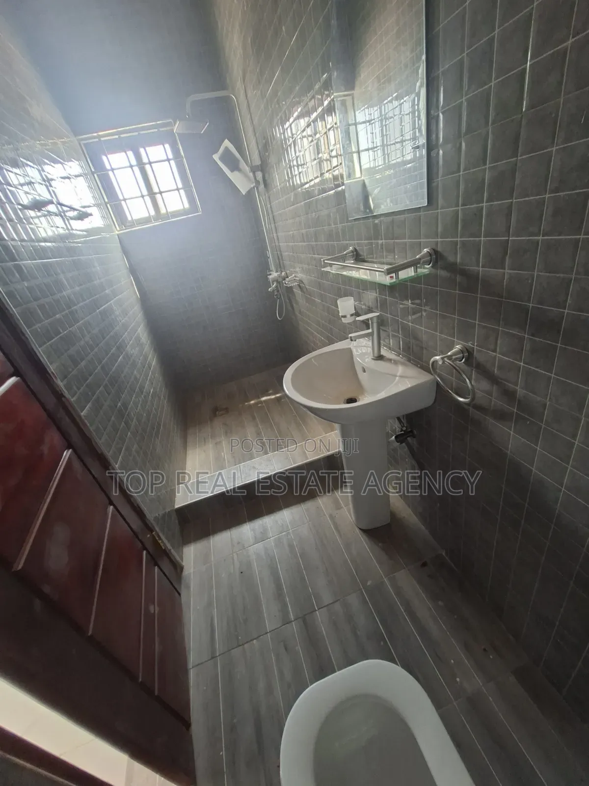2bdrm Apartment in Musuku, Ga East Municipal for rent