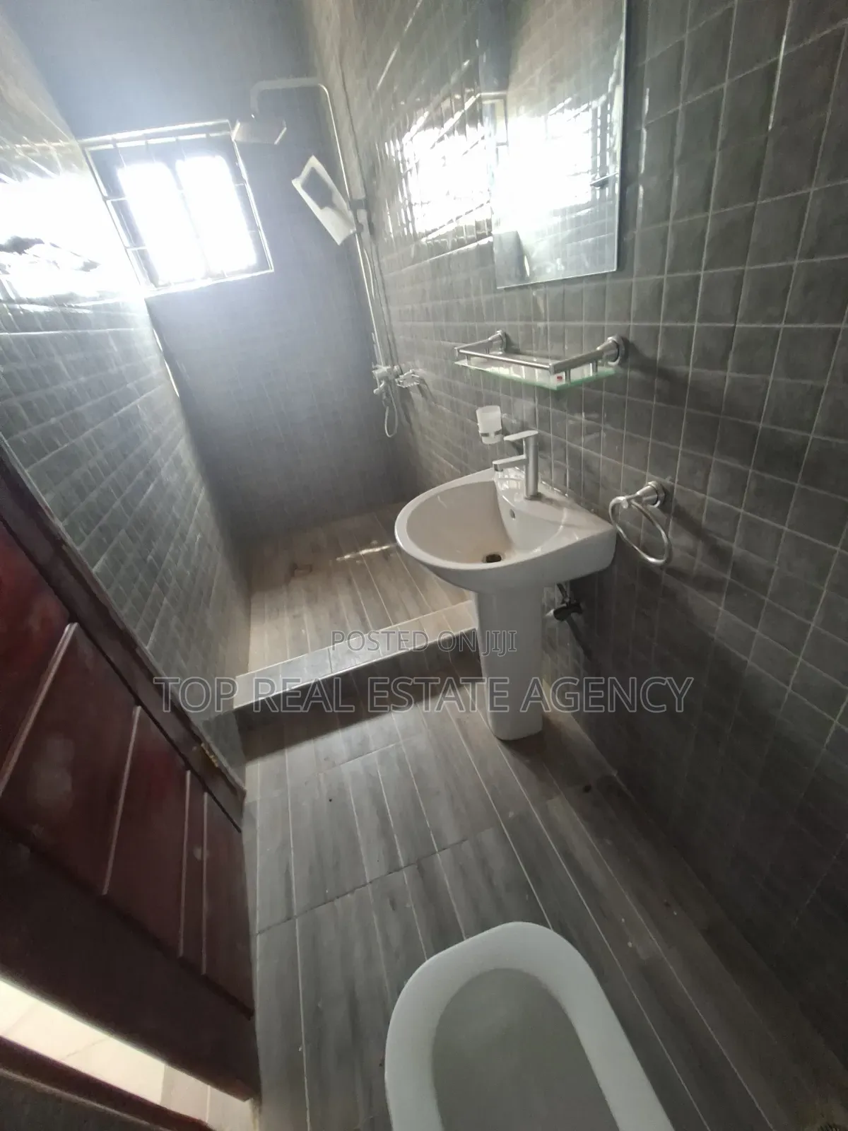 2bdrm Apartment in Musuku, Ga East Municipal for rent