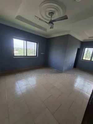 2bdrm Apartment in Golden Avenue, Ga East Municipal for rent