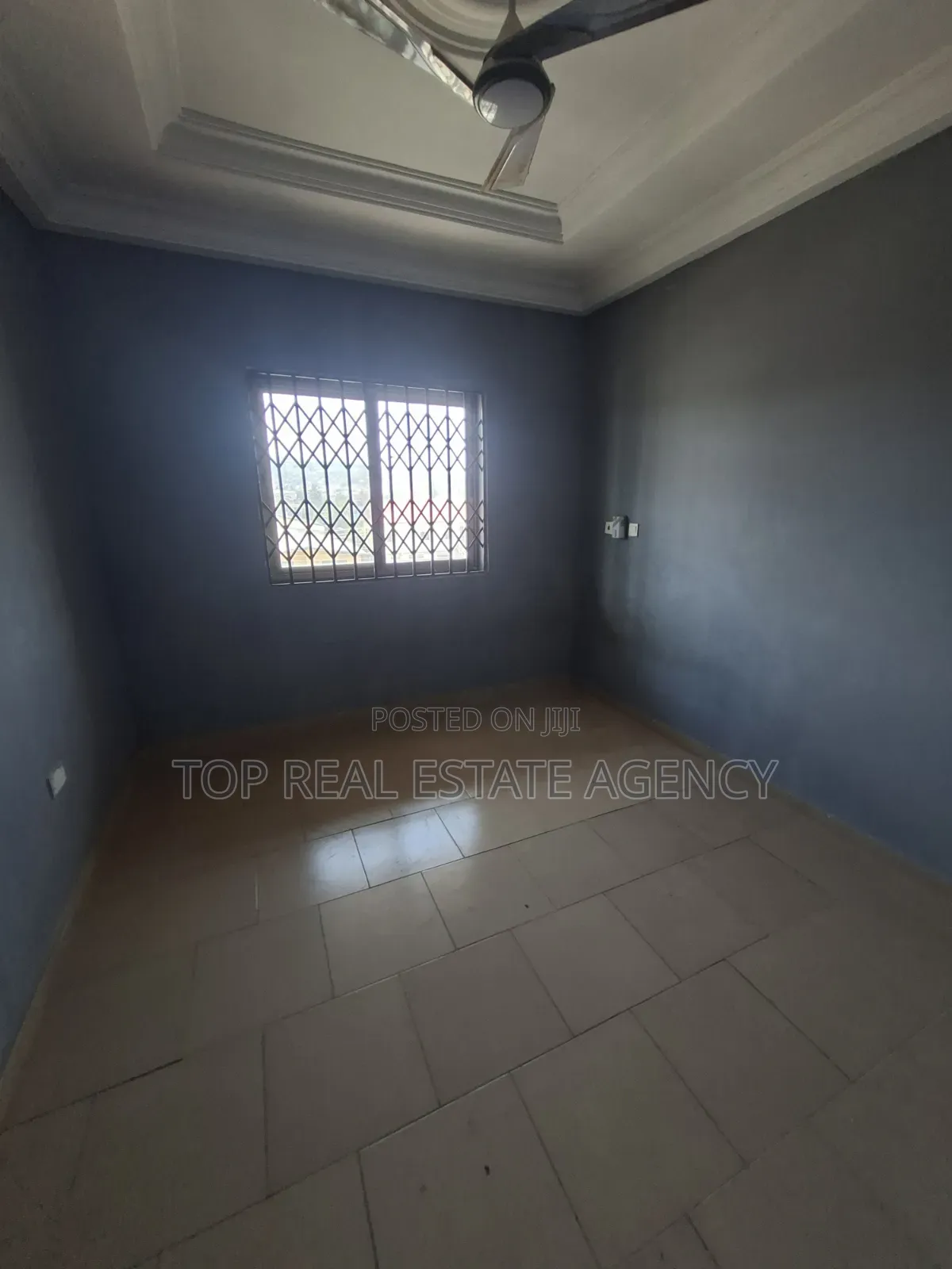 2bdrm Apartment in Golden Avenue, Ga East Municipal for rent