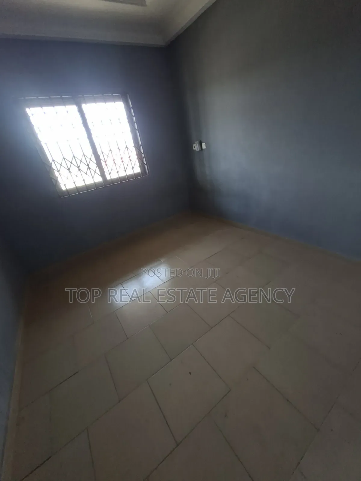 2bdrm Apartment in Golden Avenue, Ga East Municipal for rent