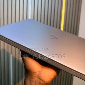 Laptop HP ZBook Studio G5 8GB AMD Ryzen 7 SSD 256GB