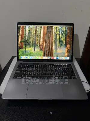 Laptop Apple MacBook Pro 2020 32GB Intel Core i7 SSD 512GB