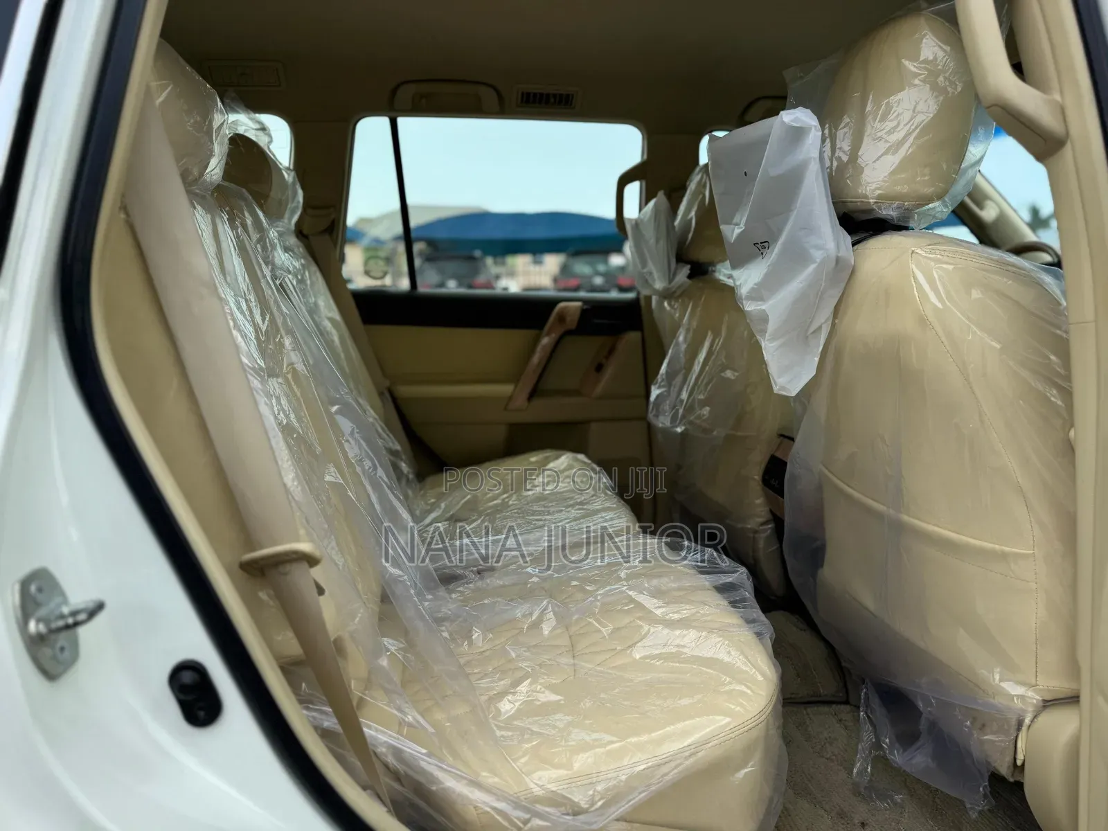 Toyota Land Cruiser Prado 2015 Off white
