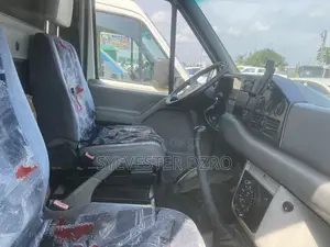 Mercedes-Benz Sprinter 2012 Blue