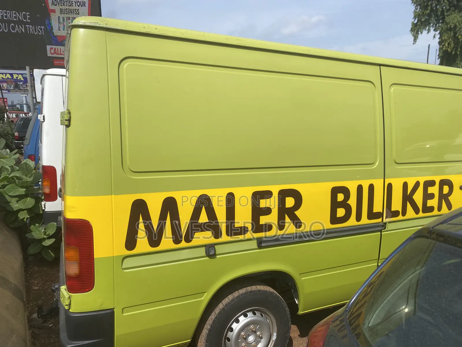 Mercedes-Benz Sprinter 2012 Blue