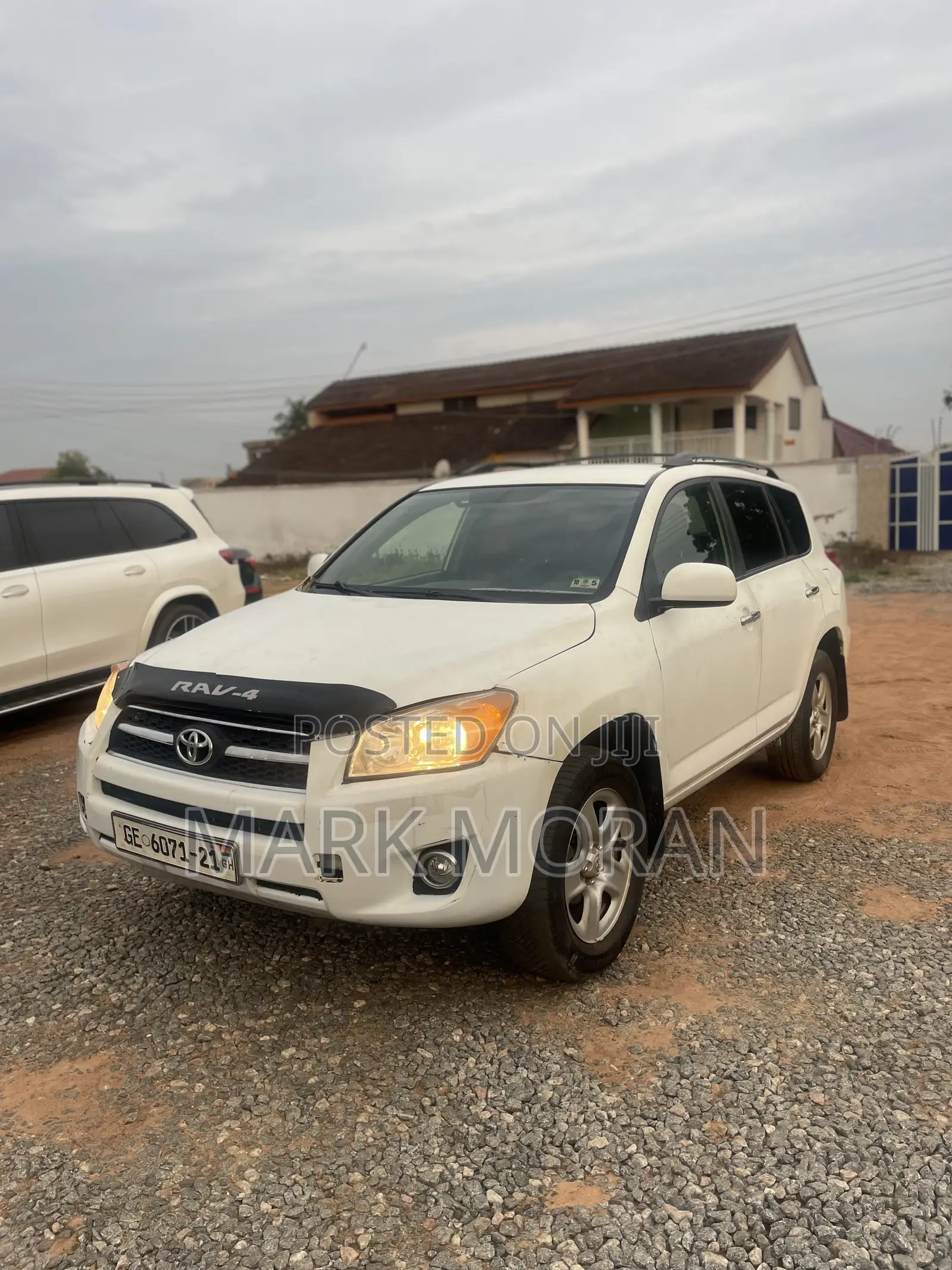 Toyota RAV4 2010 White