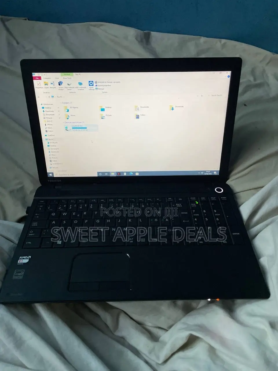 Laptop Toshiba 4GB AMD HDD 320GB