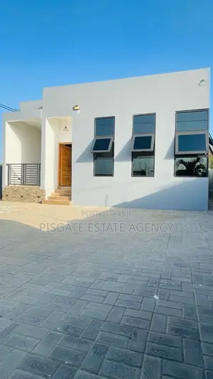 3bdrm House in Olebu for sale