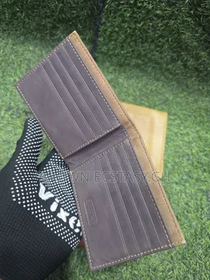 First Selection Brown Leather Wallets (Uk Used)