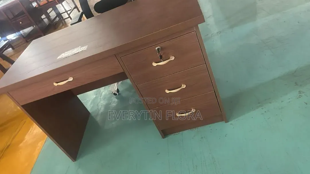Compact Wooden Office Desk With Lockable Drawer Cabinet*