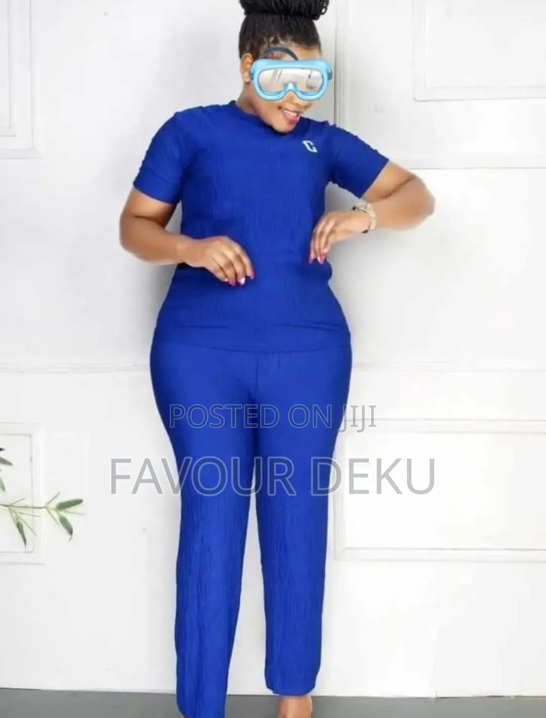 Quality Ladies 2 Piece Set.