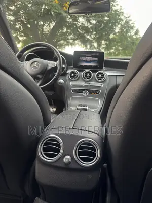 Mercedes-Benz C300 2016 White