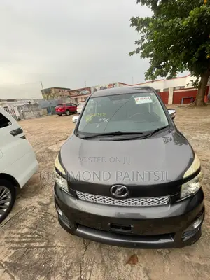Toyota Voxy 2012 Gray