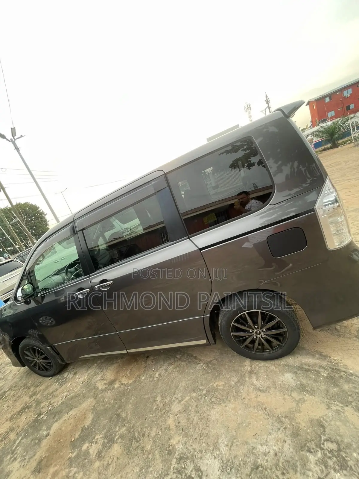 Toyota Voxy 2012 Gray