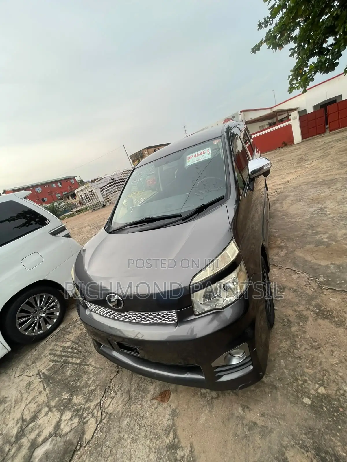 Toyota Voxy 2012 Gray