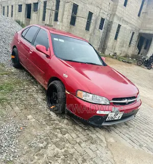 Nissan Altima Automatic 2001 Red