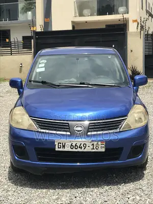 Nissan Versa 2010 Blue