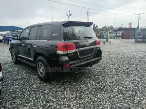 Toyota Land Cruiser 5.7 V8 VX-S 2014 Black