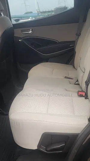 Hyundai Santa Fe SE AWD 2018 Gray
