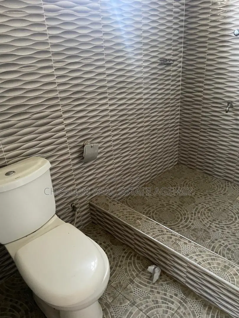 4bdrm House in Kasoa Nyanyano for rent
