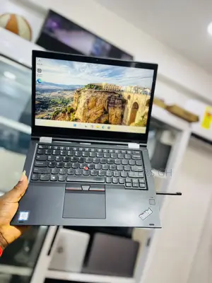 Laptop Lenovo ThinkPad X380 Yoga 8GB Intel Core i5 SSD 256GB