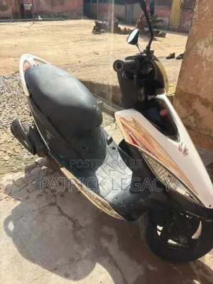 Kymco 2020 White