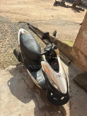 Kymco 2020 White
