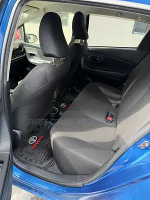 Toyota Vitz 1.3 FWD 5dr 2015 Blue
