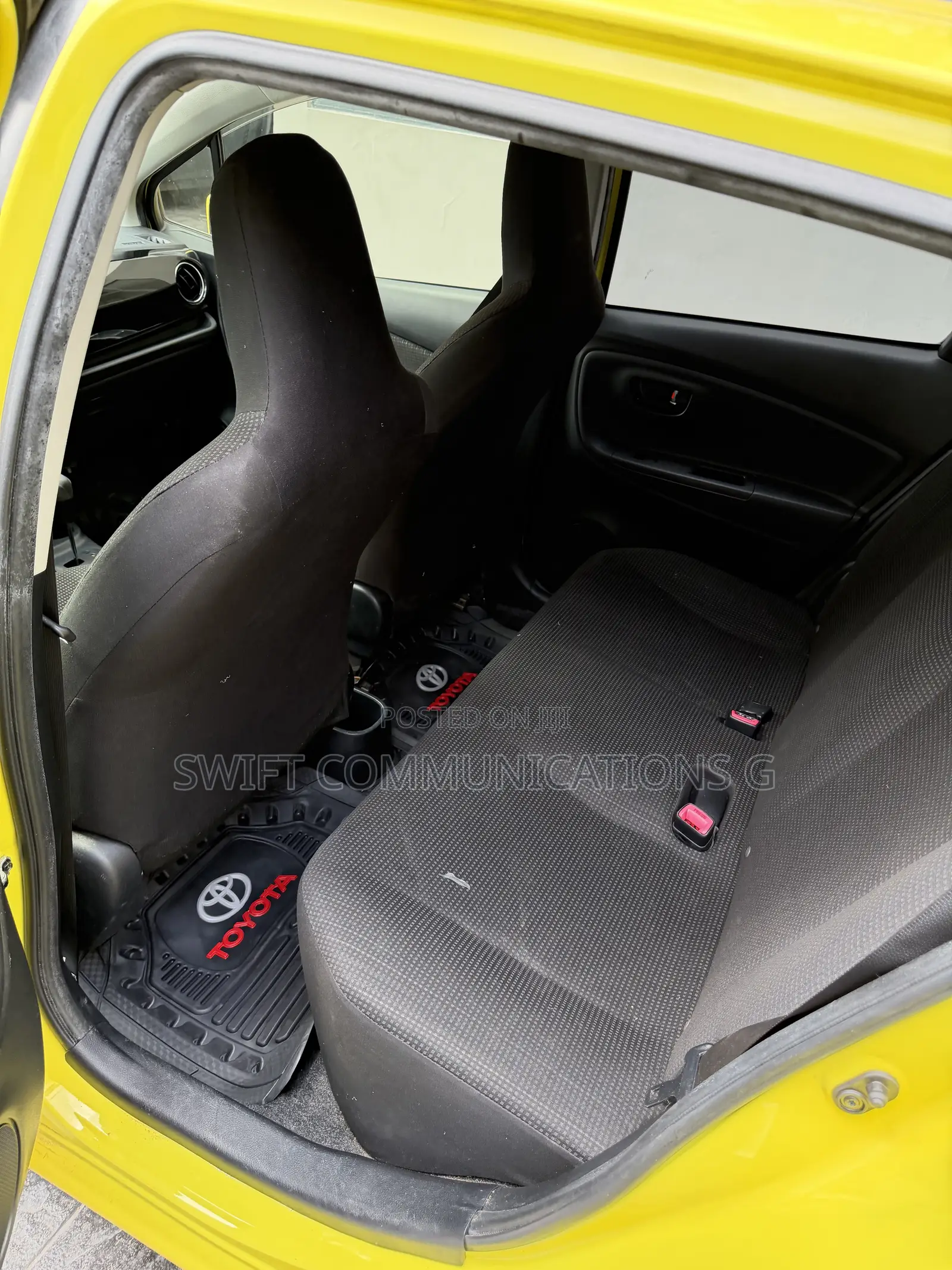 Toyota Vitz 1.3 FWD 5dr 2015 Yellow