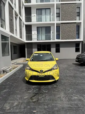 Toyota Vitz 1.3 FWD 5dr 2015 Yellow
