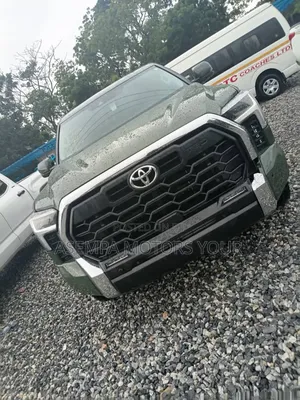 Toyota Tundra SR5 2022 Green