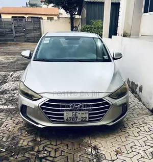 Hyundai Elantra ECO 2018 Silver