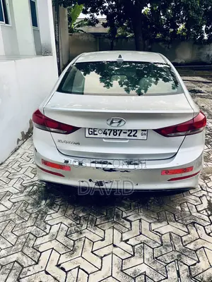 Hyundai Elantra ECO 2018 Silver