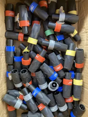 Speakon Plugs