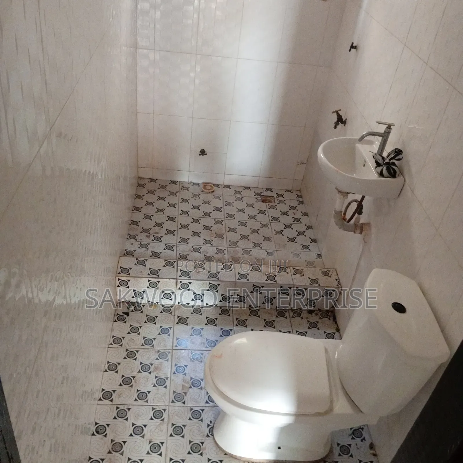 2bdrm Apartment in Sakwood Enterprise, Sasaabi for rent