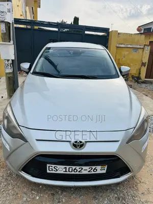 Toyota Yaris iA 1.5 FWD 2017 Silver