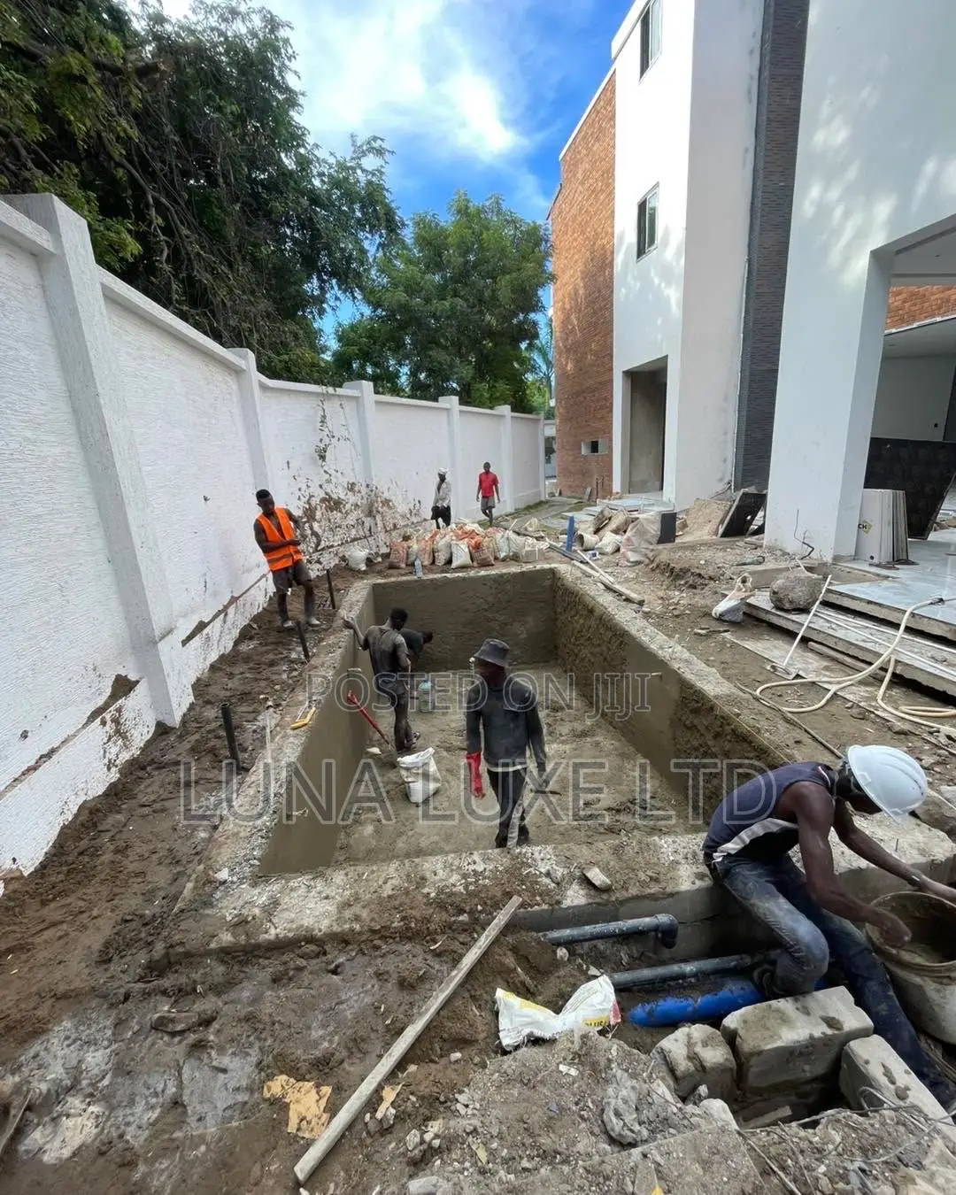 Swimming Pool Construction| Concrete Pools Accra | Luna Construction