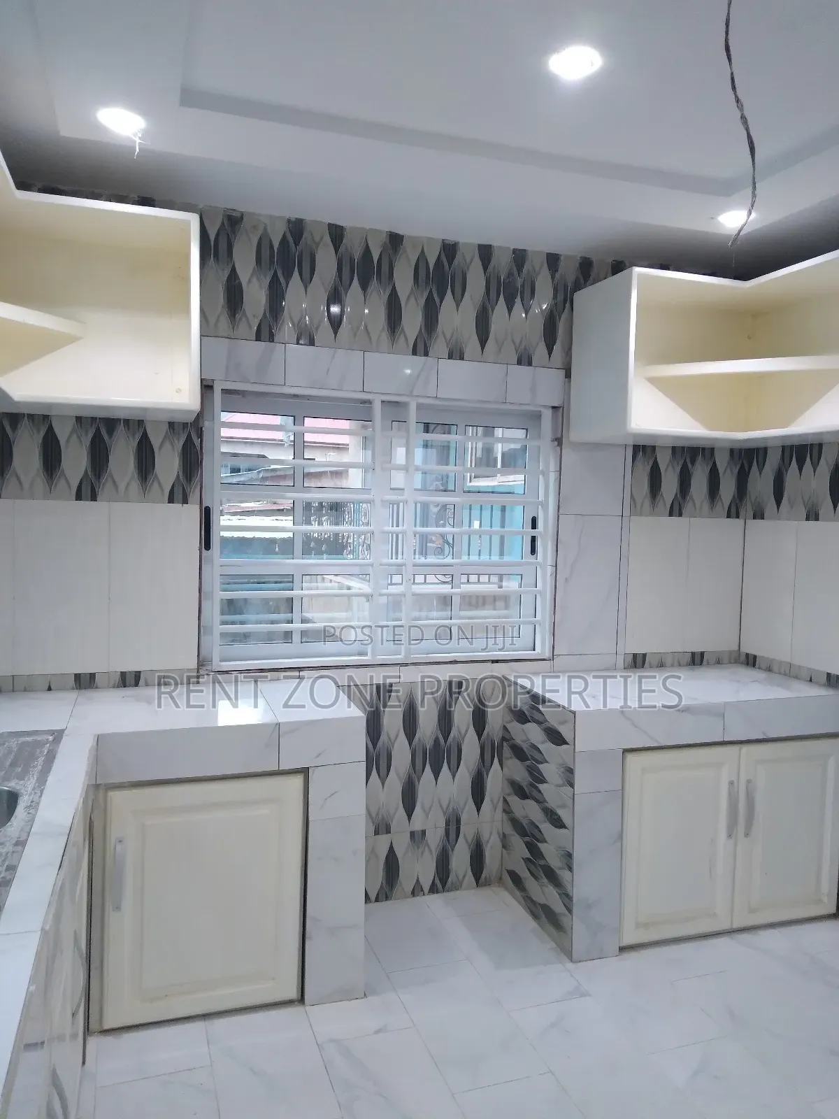 2bdrm Apartment in Kwabenya for rent