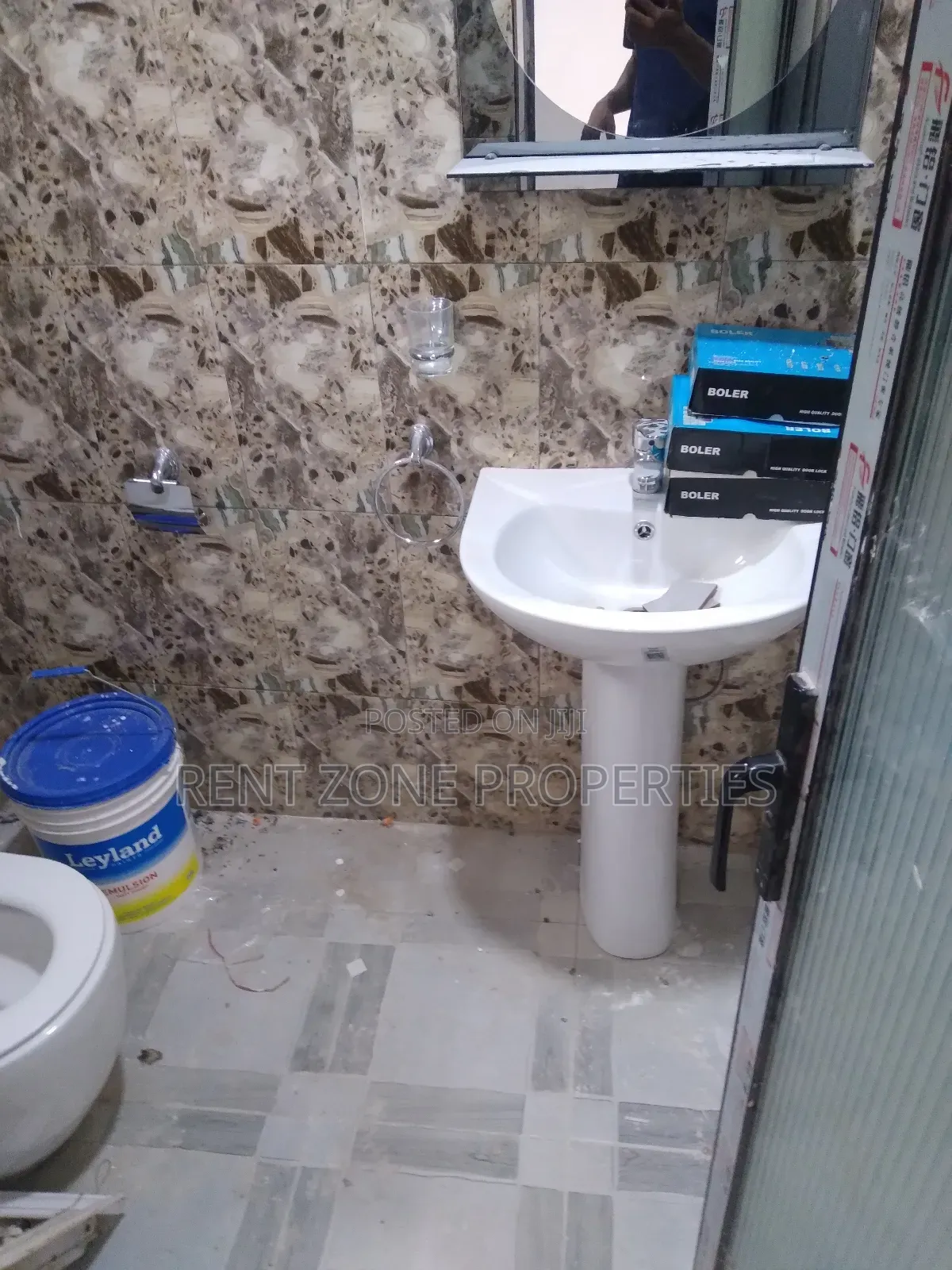 2bdrm Apartment in Kwabenya for rent